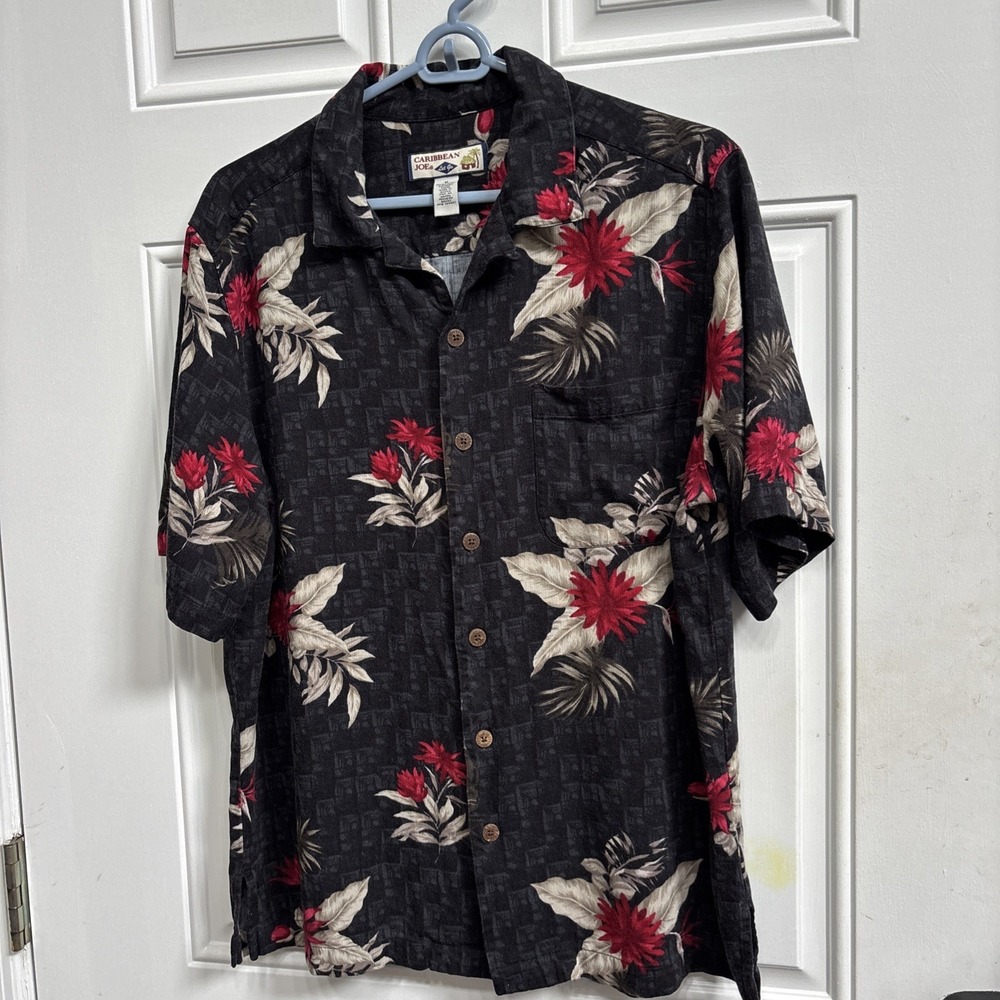 Caribbean Joe Island Hawaiian Shirt Men's M Black/Red Floral Button Up